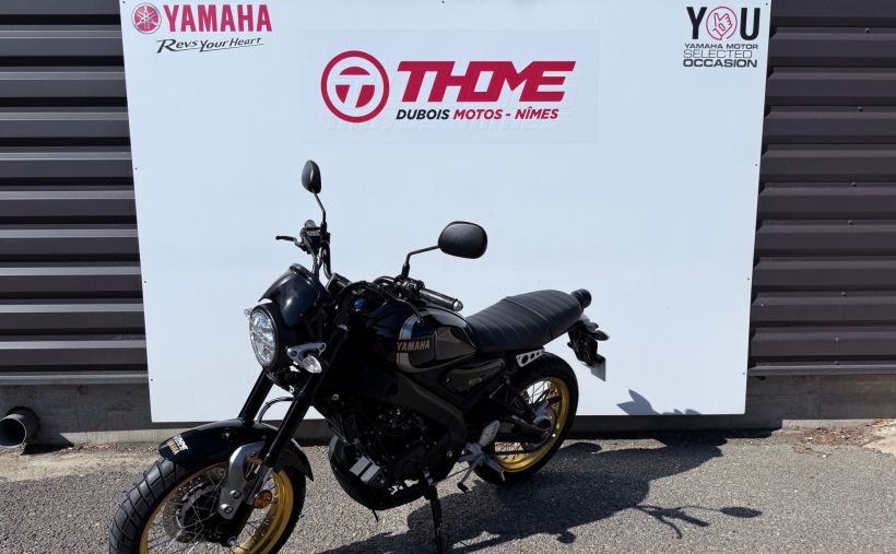 YAMAHA XSR 125 Legacy 3