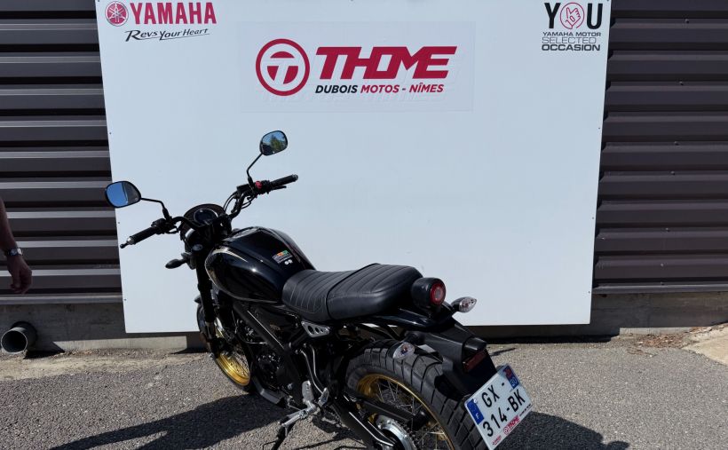 YAMAHA XSR 125 Legacy 5