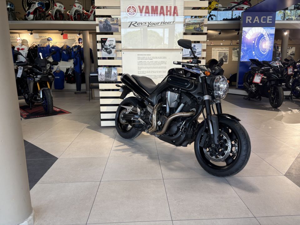 YAMAHA MT-01 FAIBLE KILOMETRAGE - MUSÉE 1
