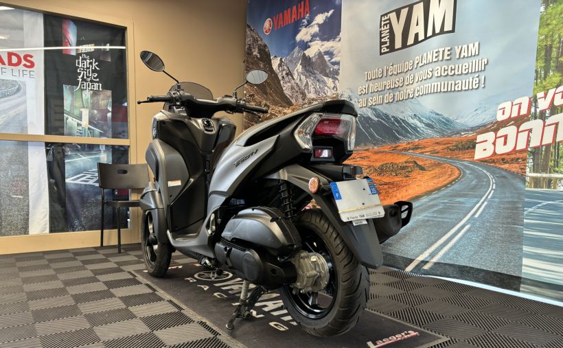YAMAHA TRICITY 125 7