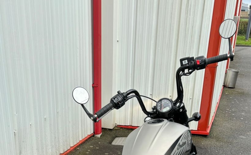 INDIAN SCOUT BOBBER TWENTY 21