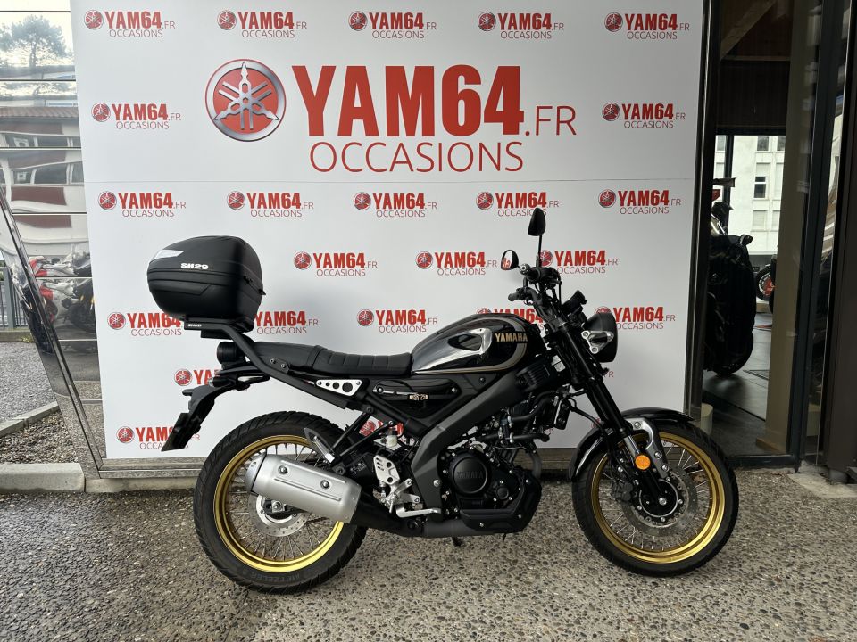 YAMAHA XSR 125 Legacy 0