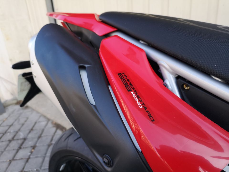 DUCATI HYPERMOTARD 12