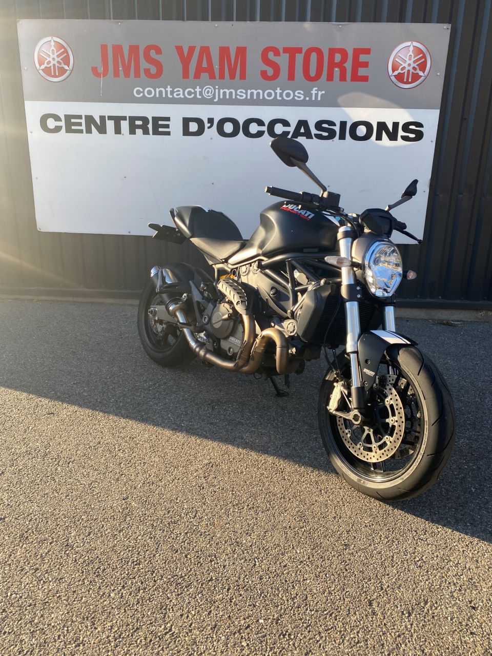 DUCATI MONSTER 821 0