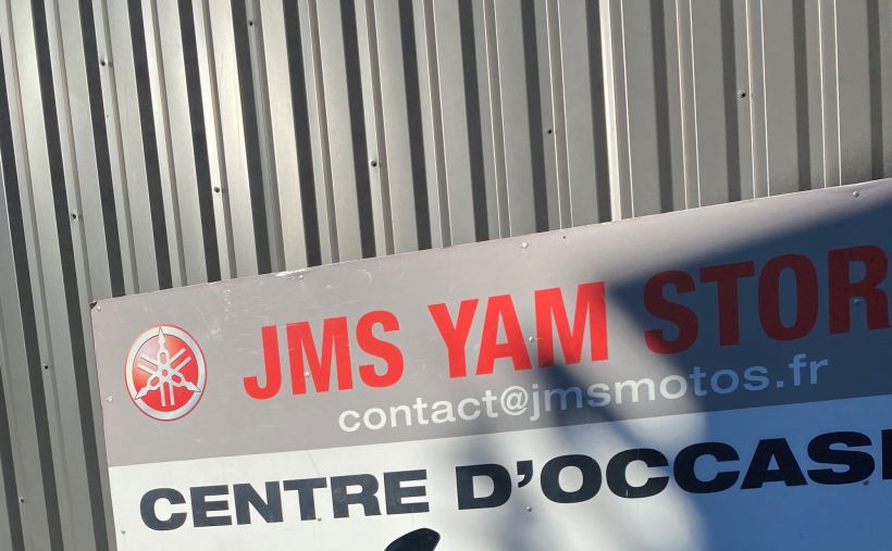 DUCATI MONSTER 821 2