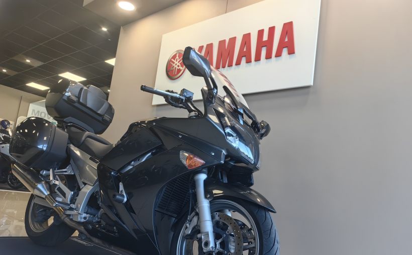 YAMAHA FJR 1300 ABS 6