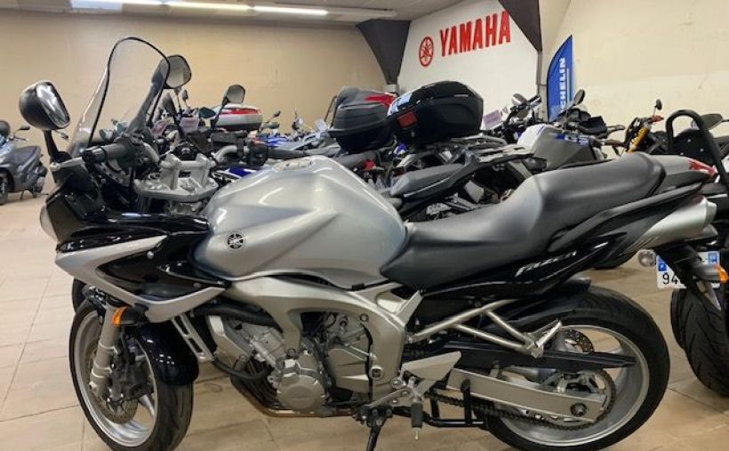 YAMAHA FZ6 600 FAZER 0