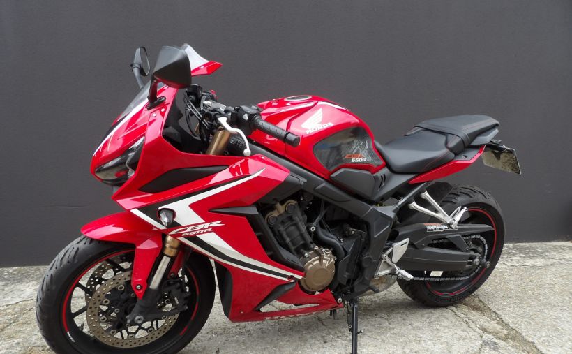 HONDA CBR 650  R 6