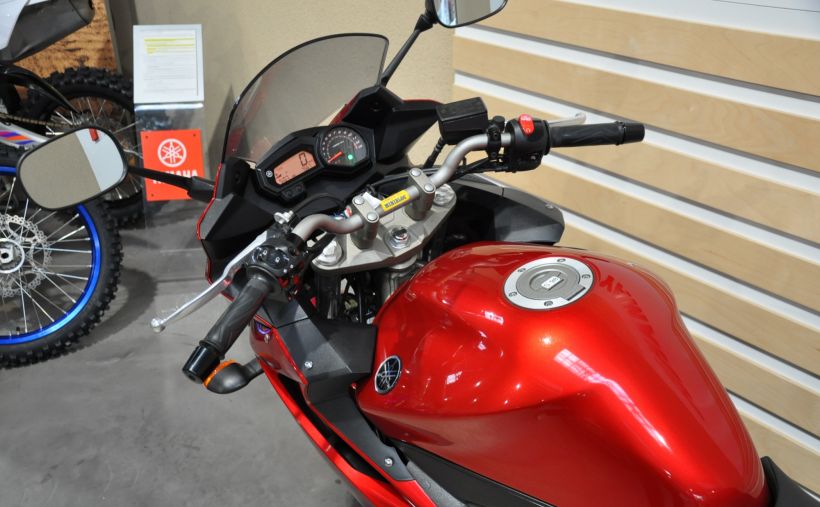 YAMAHA XJ6 diversion 2