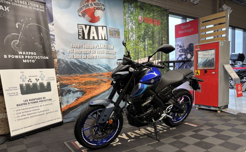 YAMAHA MT-125 ABS 6