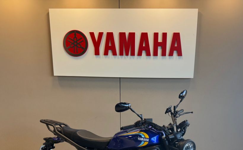 YAMAHA XSR 700 0