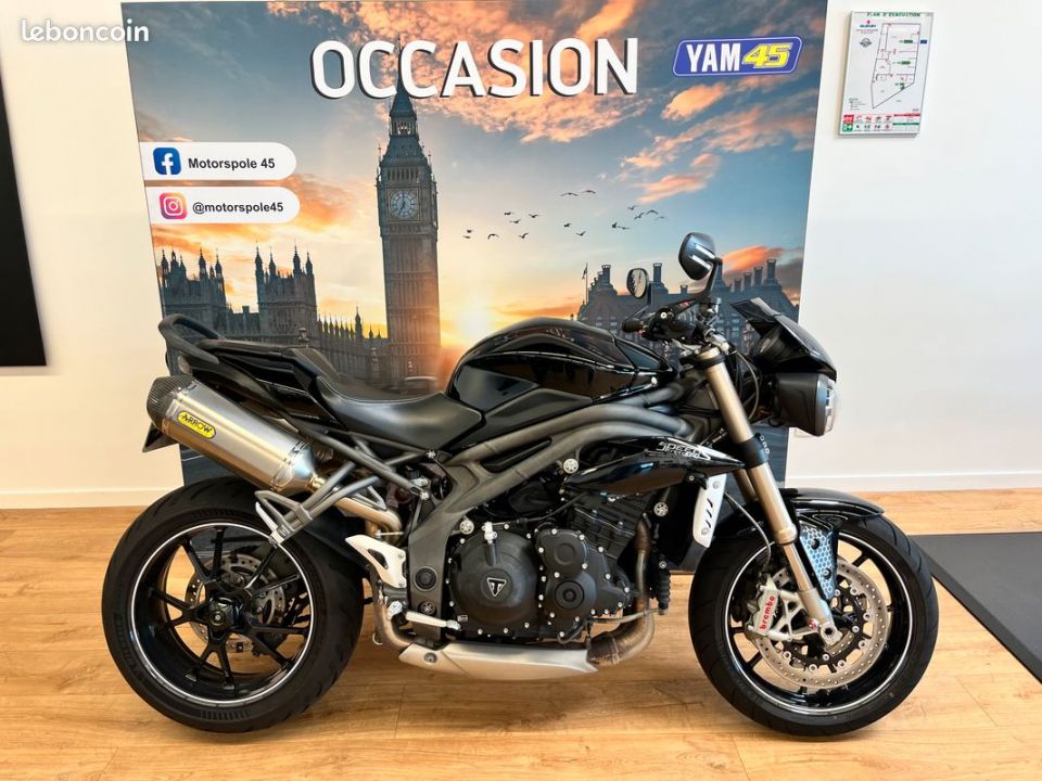TRIUMPH SPEED TRIPLE 1050 S  0
