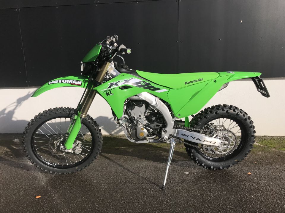 KAWASAKI KX 8