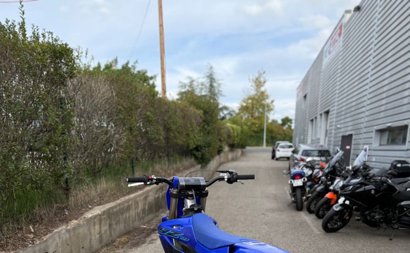 YAMAHA YZ 125 2