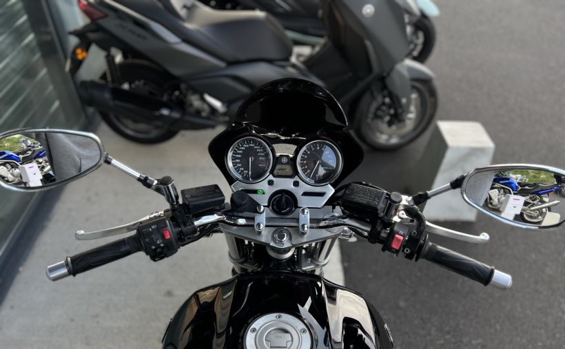YAMAHA XJR 1300 6