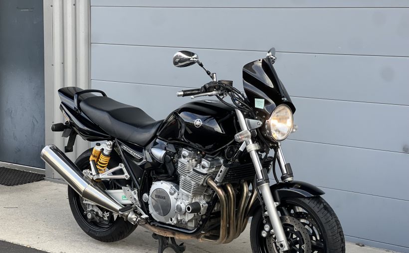 YAMAHA XJR 1300 1