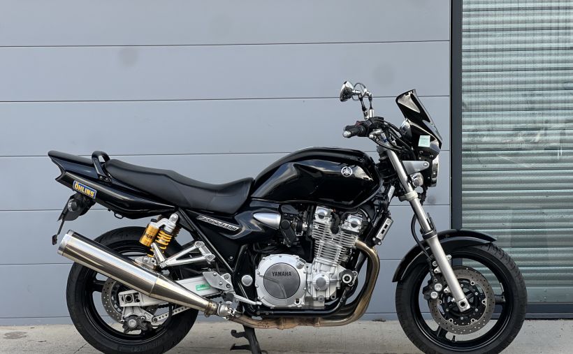 YAMAHA XJR 1300 0