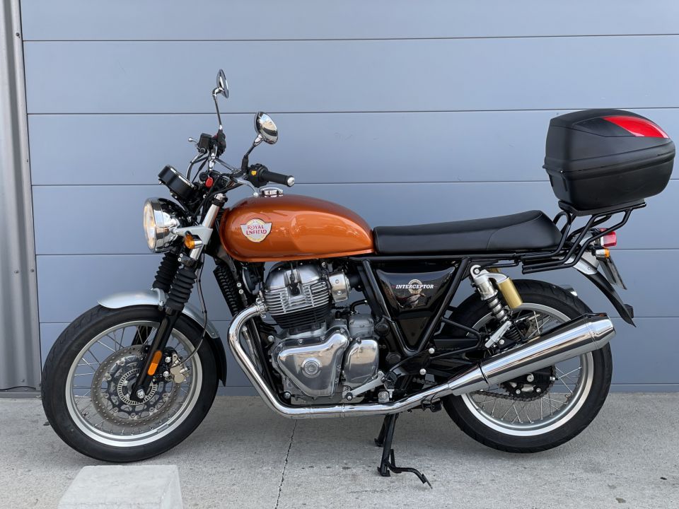 ROYAL ENFIELD INTERCEPTOR 3