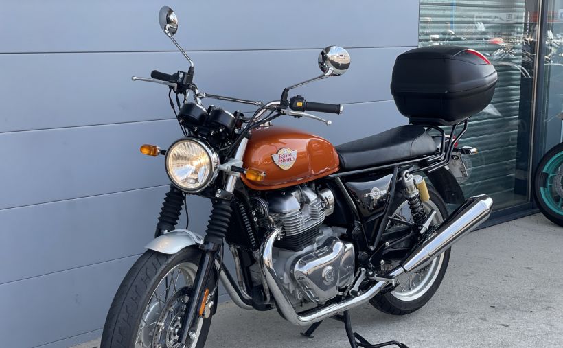 ROYAL ENFIELD INTERCEPTOR 4