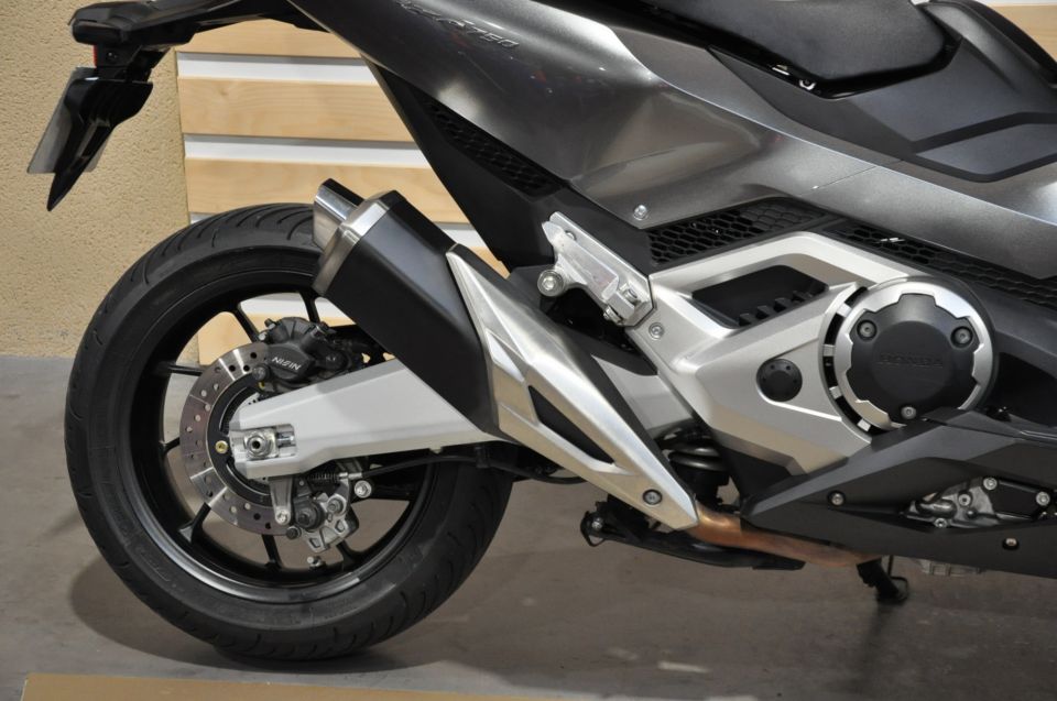 HONDA NSS FORZA 750 1