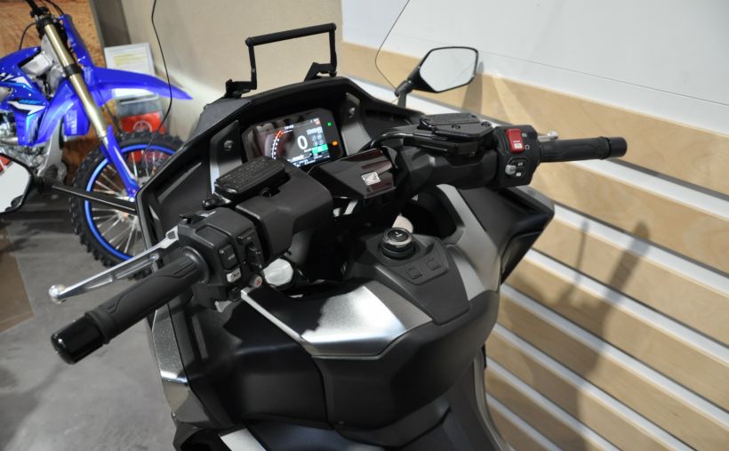 HONDA NSS FORZA 750 12