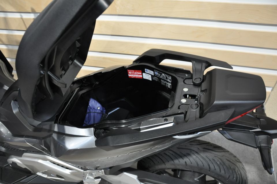 HONDA NSS FORZA 750 14