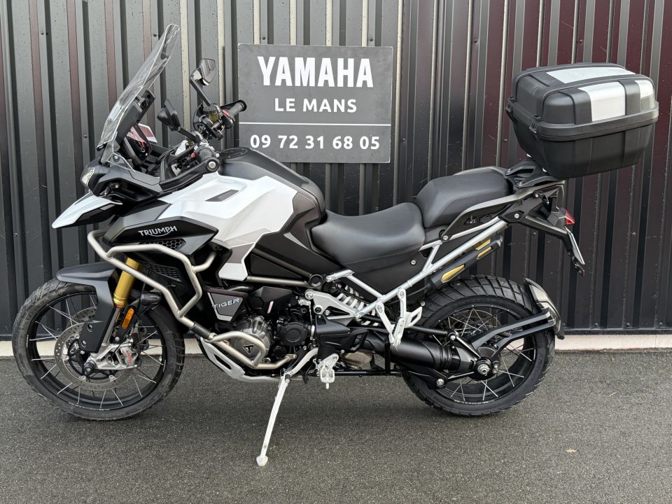 TRIUMPH TIGER 1200 RALLY EXPLORER 5