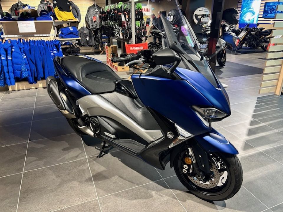 YAMAHA XP T-MAX 530 DX 1