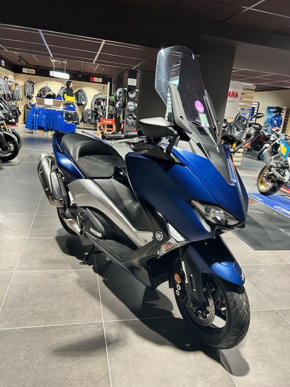 YAMAHA XP T-MAX 530 DX 3