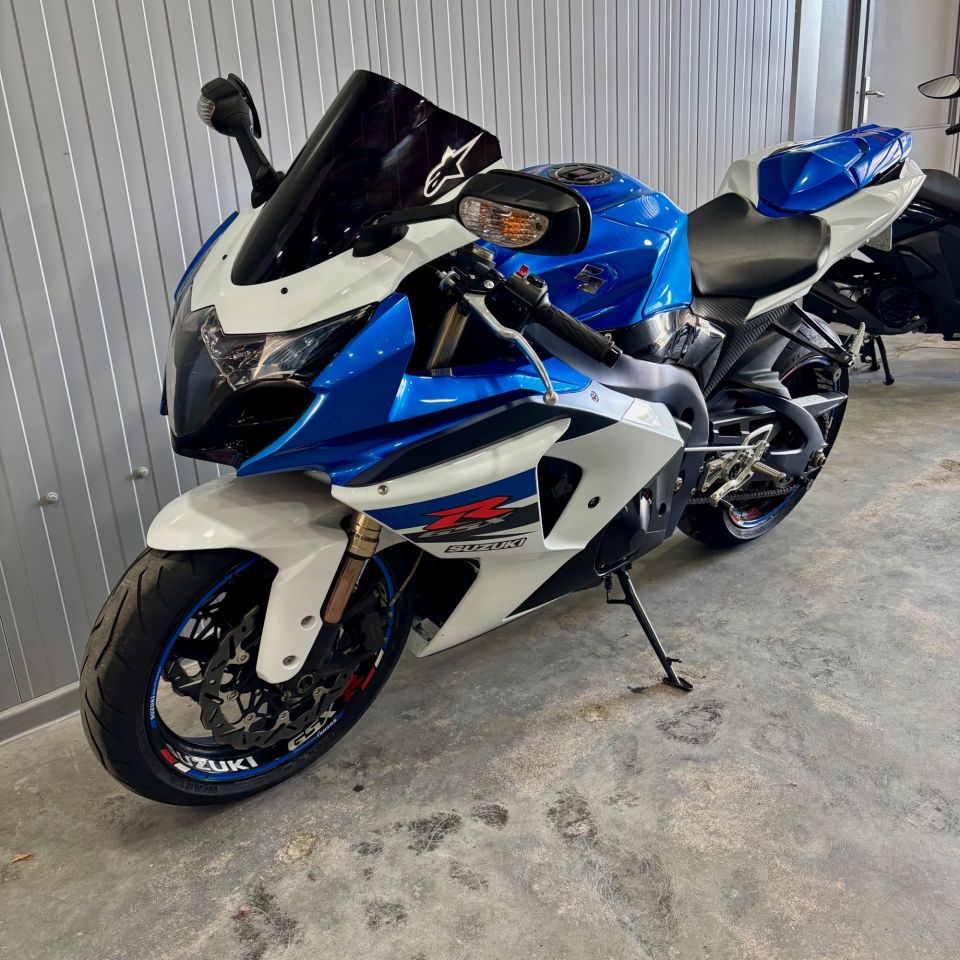 SUZUKI GSX-R 1000 12