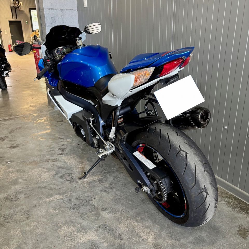 SUZUKI GSX-R 1000 15