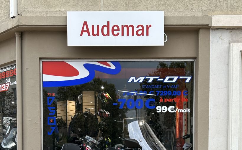 YAMAHA XP T-MAX 560 TECH MAX 9