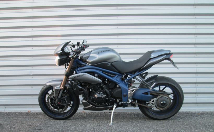 TRIUMPH SPEED TRIPLE 1050 24