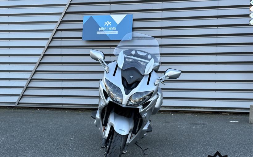YAMAHA FJR 1300 AE 1