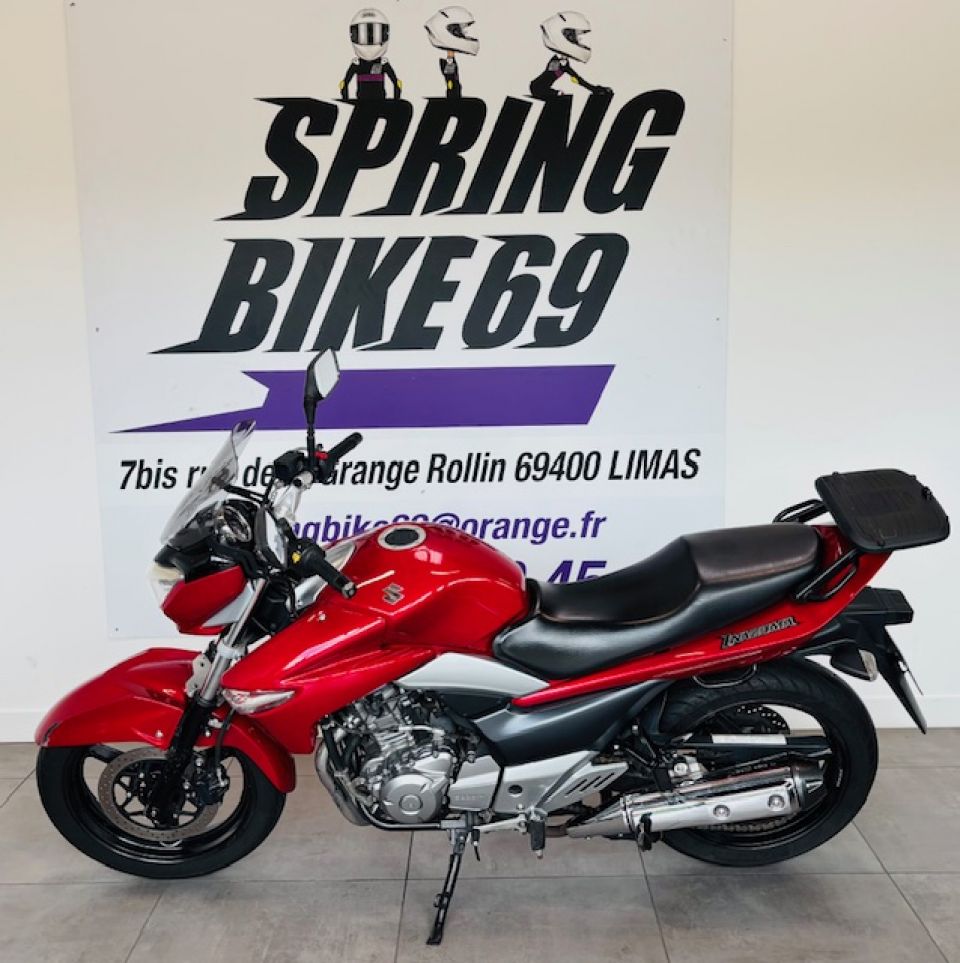 SUZUKI GW 250 INAZUMA 0