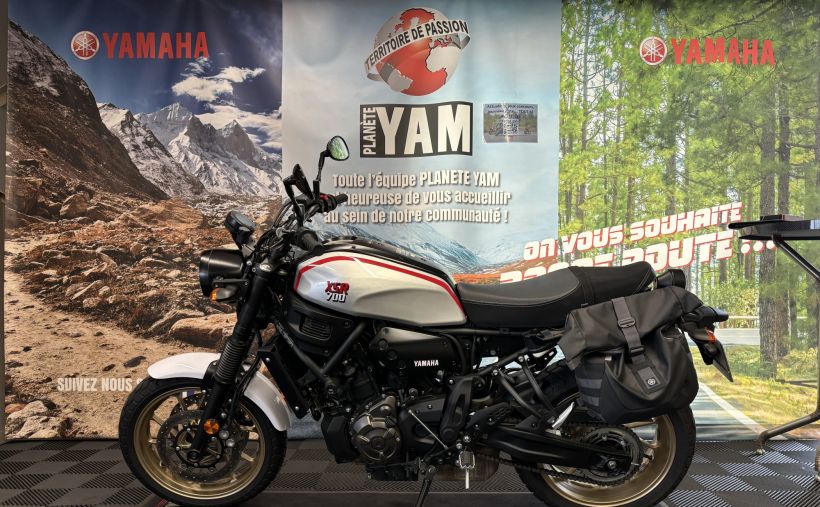 YAMAHA XSR 700 XTRIBUTE 5