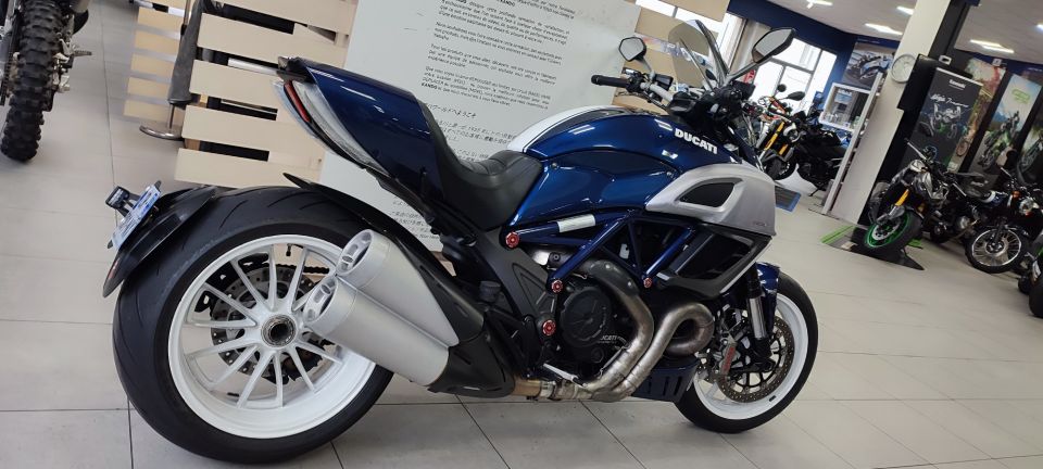 DUCATI DIAVEL 27