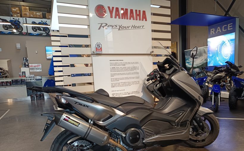 YAMAHA XP T-MAX 530 2