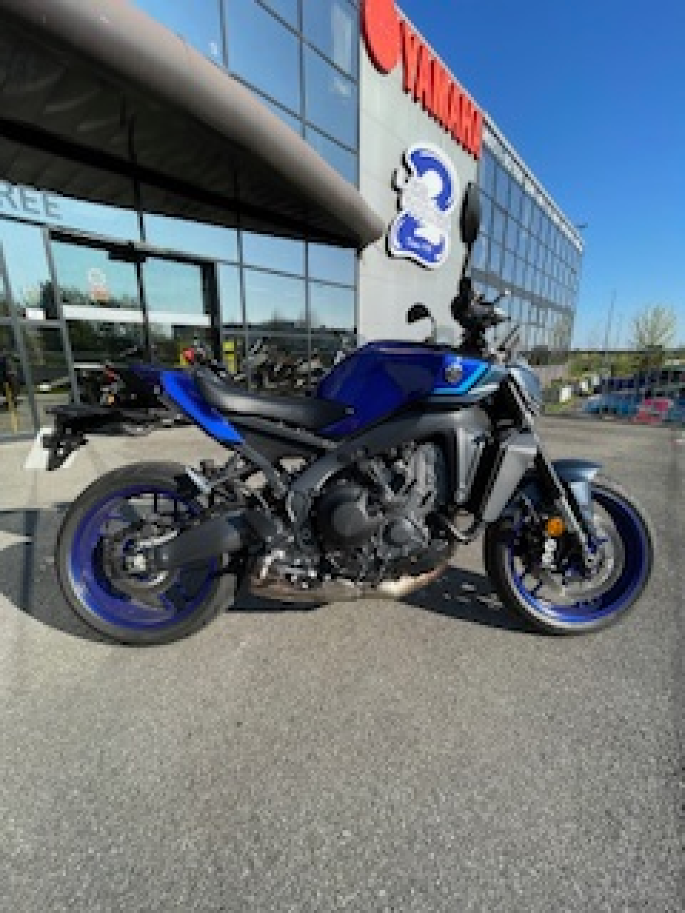 YAMAHA MT-09 0