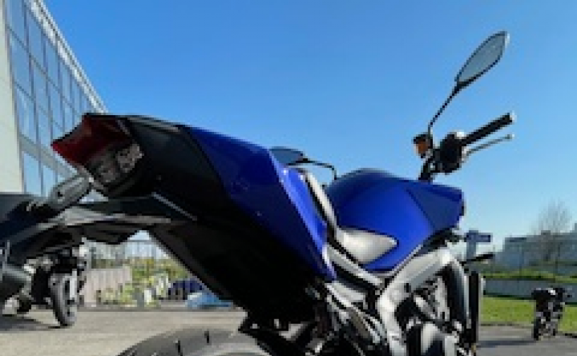 YAMAHA MT-09 3