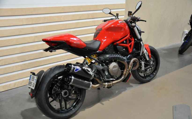 DUCATI MONSTER 1200 4
