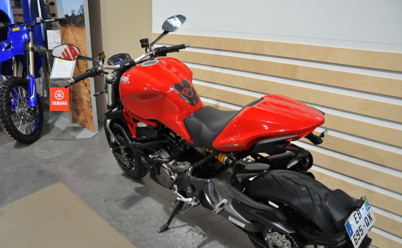 DUCATI MONSTER 1200 13