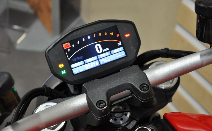 DUCATI MONSTER 1200 15