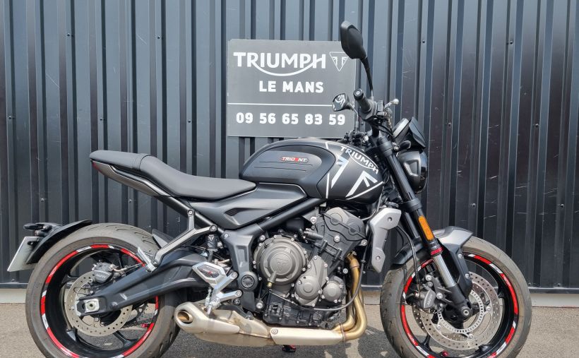 TRIUMPH TRIDENT 660 0