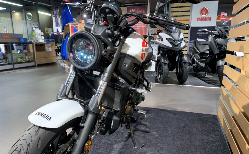 YAMAHA XSR 700 4