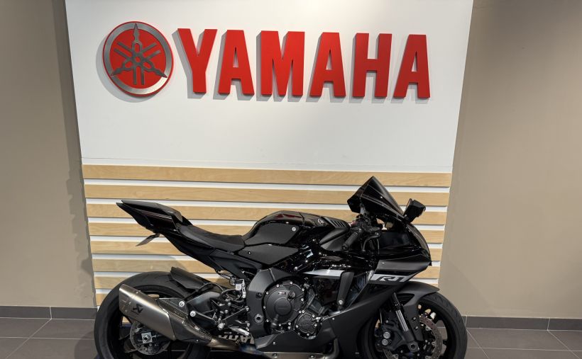 YAMAHA YZF 1000 R1 0