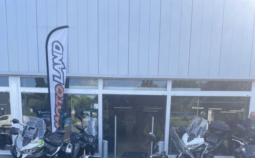 YAMAHA XMAX 125 TECH MAX 0