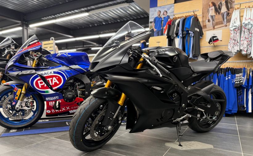 YAMAHA YZF-R6 RACE 0