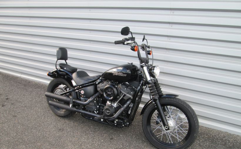 HARLEY-DAVIDSON SOFTAIL STREET BOB 1745 0