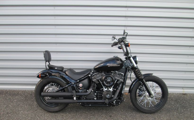 HARLEY-DAVIDSON SOFTAIL STREET BOB 1745 1